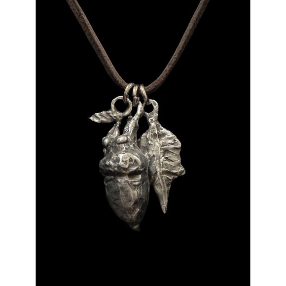 Artisan Original Handmade Silver Acorn & Leaves Pendant Necklace W/ Leather Cord - Picture 7 of 12